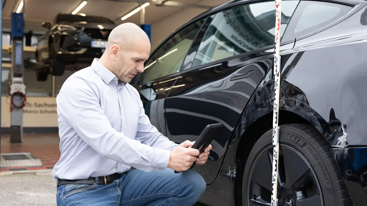 Wie lange dauert es, bis mein Kfz-Gutachten fertig ist?